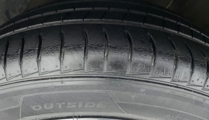 2020 Hyundai GRAND I10 NIOS SPORTZ PETROL, Petrol, Manual, 12,399 km, Left Front Tyre Tread