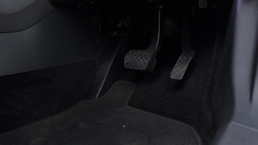 Pedals and Footmat
