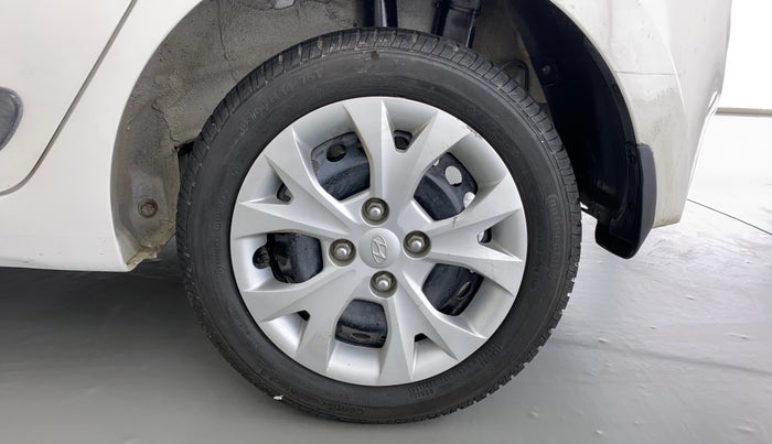 2015 Hyundai Grand i10 SPORTZ 1.2 KAPPA VTVT, Petrol, Manual, 31,091 km, Left Rear Wheel
