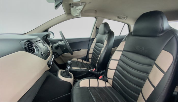 2015 Hyundai Grand i10 SPORTZ 1.2 KAPPA VTVT, Petrol, Manual, 31,091 km, Right Side Front Door Cabin