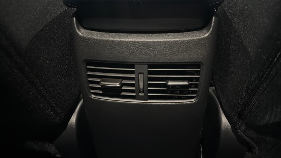 2025 Mazda CX-30 G20 Evolve (FWD), Automatic, 11733 km, Rear A/C Vent