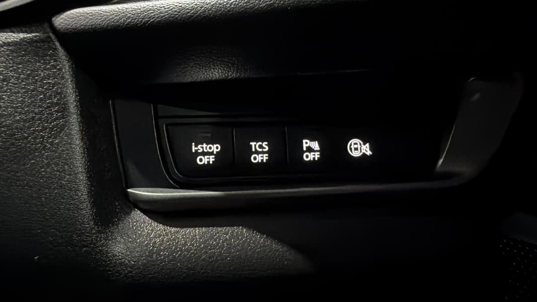 2025 Mazda CX-30 G20 Evolve (FWD), Automatic, 11733 km, Utility Switches/Buttons