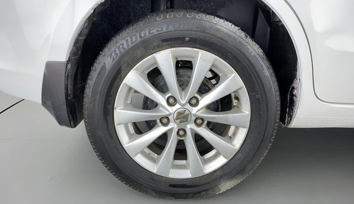 2015 Maruti Ertiga ZDI, Diesel, Manual, 58,530 km, Right Rear Wheel