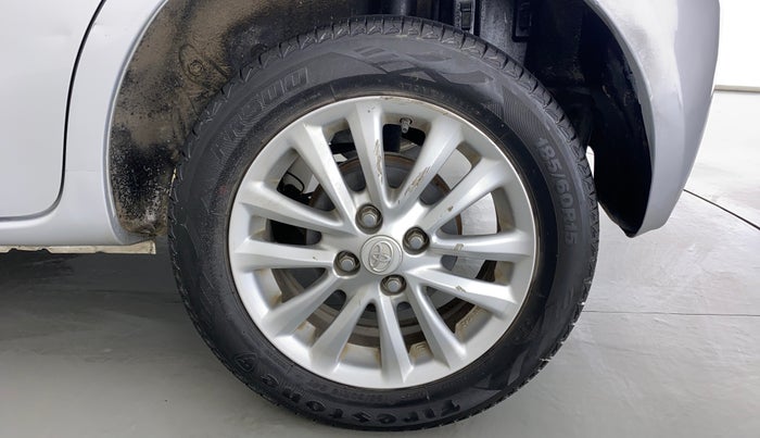 2011 Toyota Etios Liva V SP, Petrol, Manual, 57,603 km, Left Rear Wheel