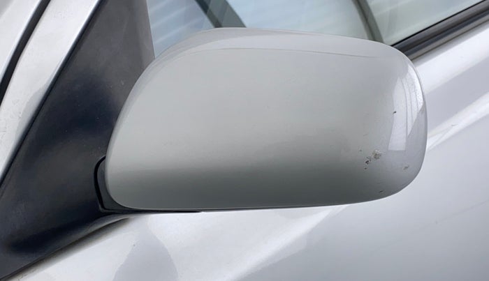 2011 Toyota Etios Liva V SP, Petrol, Manual, 57,603 km, Left rear-view mirror - Minor scratches
