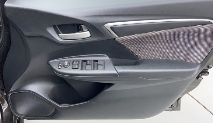 2018 Honda WR-V 1.2 i-VTEC VX MT, Petrol, Manual, 42,507 km, Driver Side Door Panels Control