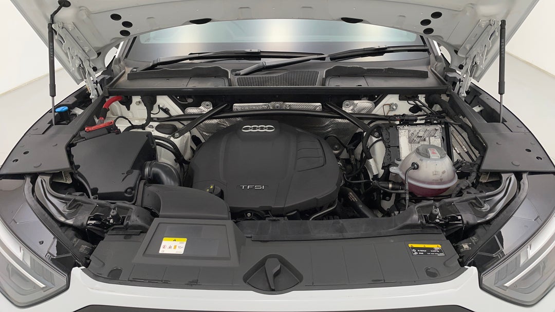 Open Bonnet (Engine)