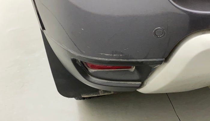 2019 Renault Duster 110 PS RXZ 4X4 MT DIESEL, Diesel, Manual, 1,00,579 km, Rear bumper - Minor scratches