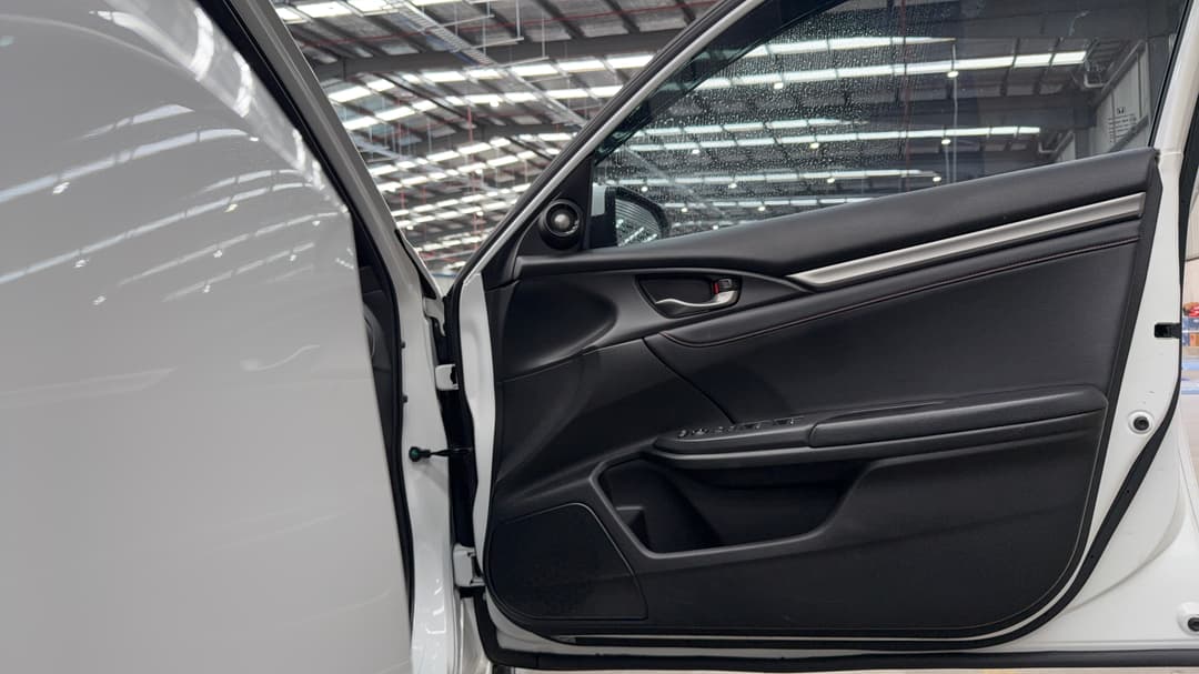 2020 Honda Civic Rs, Automatic, 109347 km, Speaker View