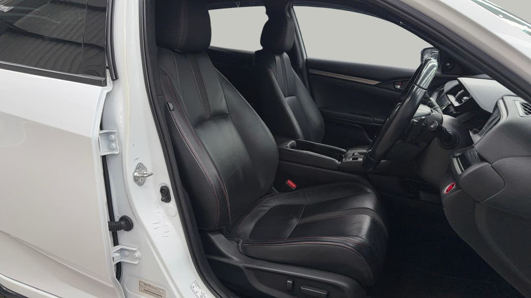 2020 Honda Civic Rs, Automatic, 109347 km, Right Side Front Door Cabin View