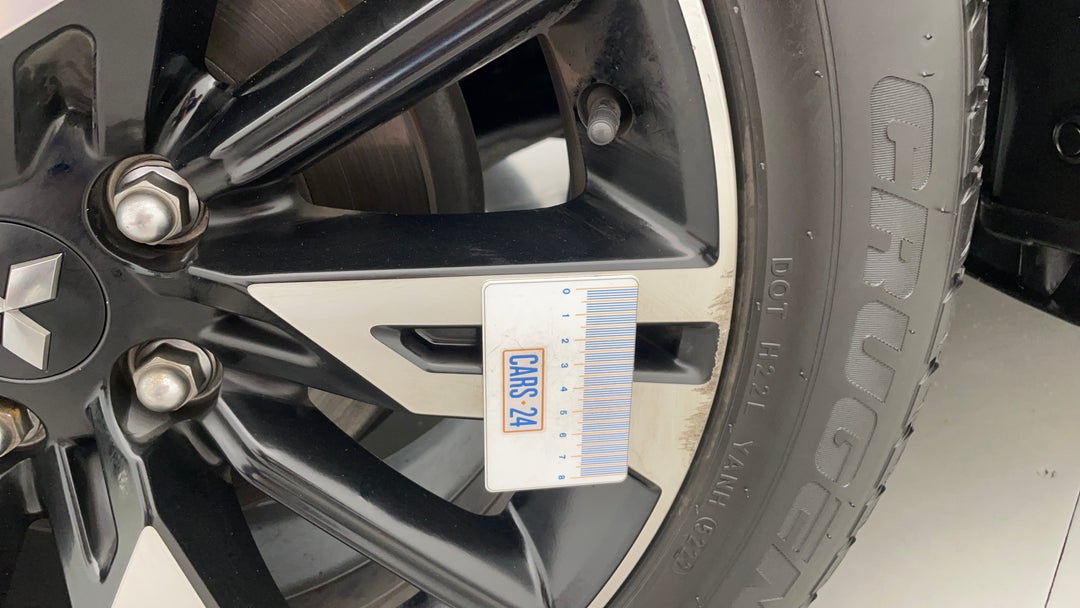 Wheels Rim Front LHS Gutter Rash