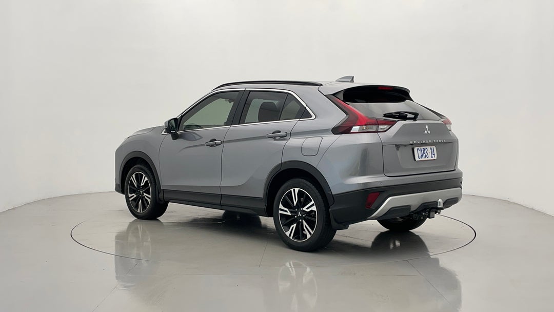 Left Back Diagonal (45- Degree) View