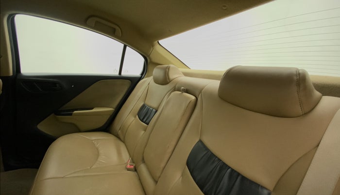 2015 Honda City 1.5L I-VTEC SV CVT, Petrol, Automatic, 86,037 km, Right Side Rear Door Cabin