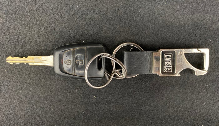 2019 Hyundai NEW SANTRO ASTA 1.1 MT, Petrol, Manual, 36,423 km, Key Close Up