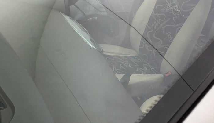 2016 Hyundai i10 MAGNA 1.1, Petrol, Manual, 79,148 km, Front windshield - Minor spot on windshield