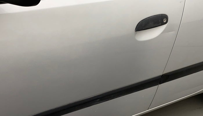 2016 Hyundai i10 MAGNA 1.1, Petrol, Manual, 79,148 km, Front passenger door - Minor scratches