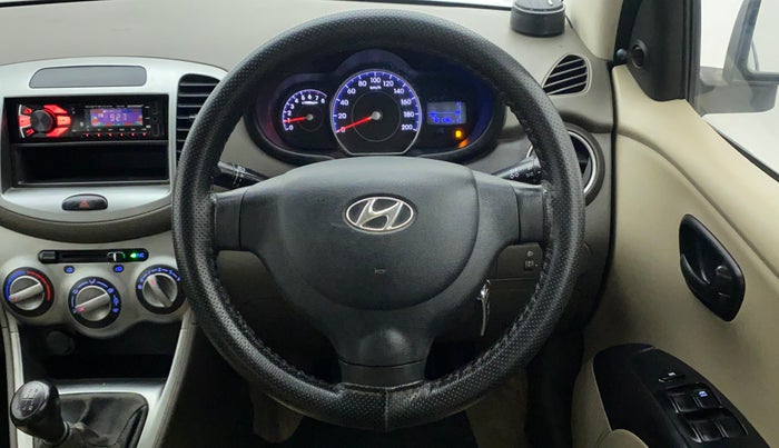 2016 Hyundai i10 MAGNA 1.1, Petrol, Manual, 79,148 km, Steering Wheel Close Up