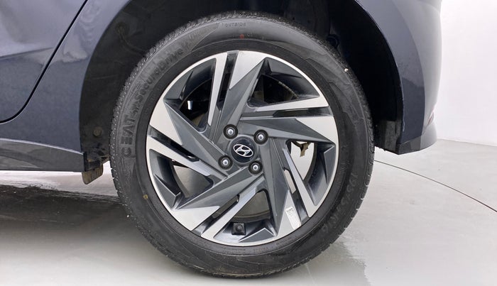 2021 Hyundai NEW I20 ASTA (O) 1.5 CRDI MT, Diesel, Manual, 13,315 km, Left Rear Wheel