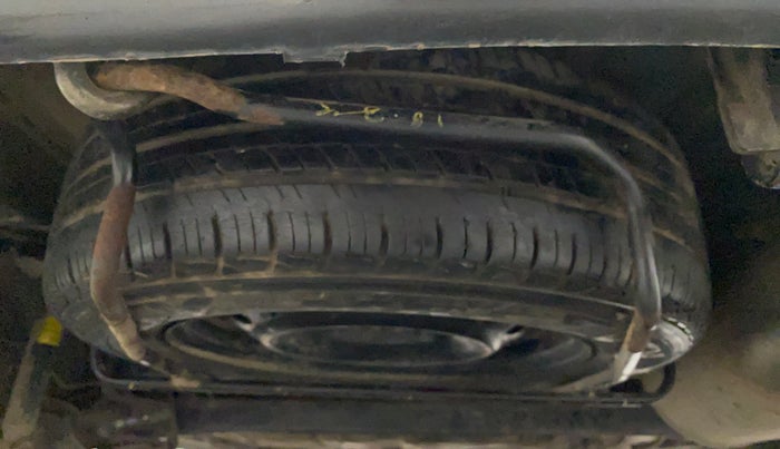 2015 Maruti Ertiga VXI CNG, CNG, Manual, 67,478 km, Spare Tyre