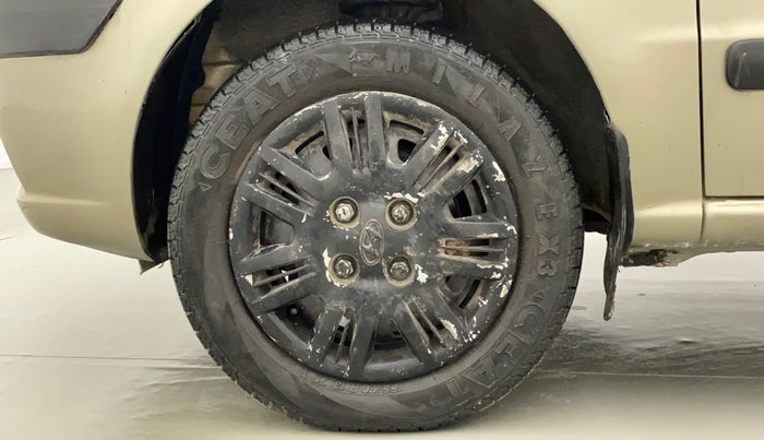 2011 Hyundai Santro Xing GLS, Petrol, Manual, 56,061 km, Left Front Wheel