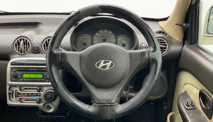 2011 Hyundai Santro Xing GLS, Petrol, Manual, 56,061 km, Steering Wheel Close Up