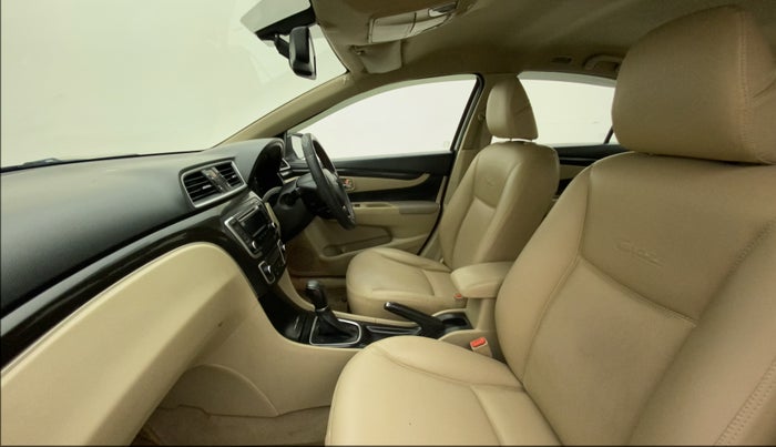 2014 Maruti Ciaz ZXI AT, CNG, Automatic, 83,357 km, Right Side Front Door Cabin