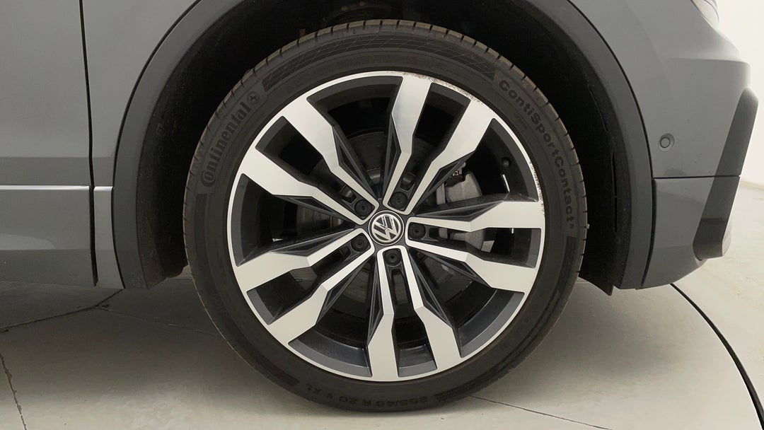 2018 Volkswagen Tiguan 162 Tsi Highline, Automatic, 111026 km, Right Front Wheel
