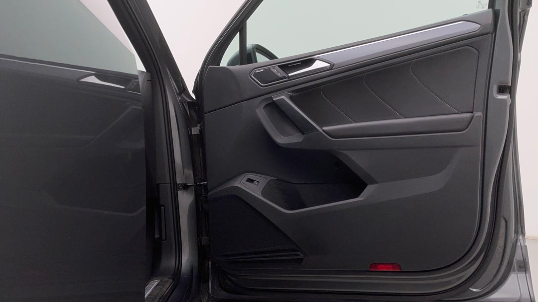 2018 Volkswagen Tiguan 162 Tsi Highline, Automatic, 111026 km, Speaker View