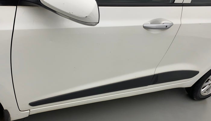 2015 Hyundai Grand i10 ASTA AT 1.2 KAPPA VTVT, Petrol, Automatic, 77,395 km, Front passenger door - Minor scratches