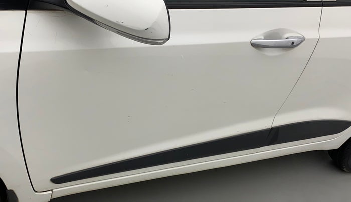 2015 Hyundai Grand i10 ASTA AT 1.2 KAPPA VTVT, Petrol, Automatic, 77,299 km, Front passenger door - Slightly dented