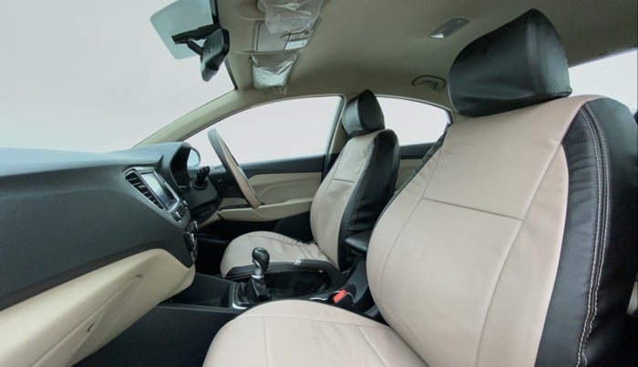 2018 Hyundai Verna 1.6 CRDI SX, Diesel, Manual, 94,772 km, Right Side Front Door Cabin