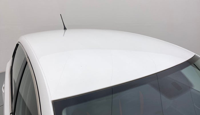 2014 Volkswagen Polo COMFORTLINE 1.2L PETROL, Petrol, Manual, 60,976 km, Roof