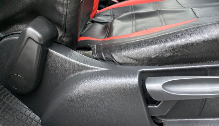 2014 Volkswagen Polo COMFORTLINE 1.2L PETROL, Petrol, Manual, 60,976 km, Driver Side Adjustment Panel