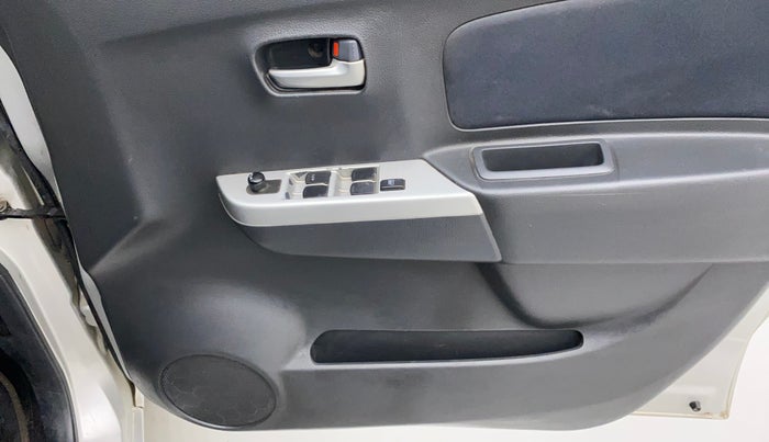2012 Maruti Wagon R 1.0 VXI, Petrol, Manual, 82,299 km, Driver Side Door Panels Control