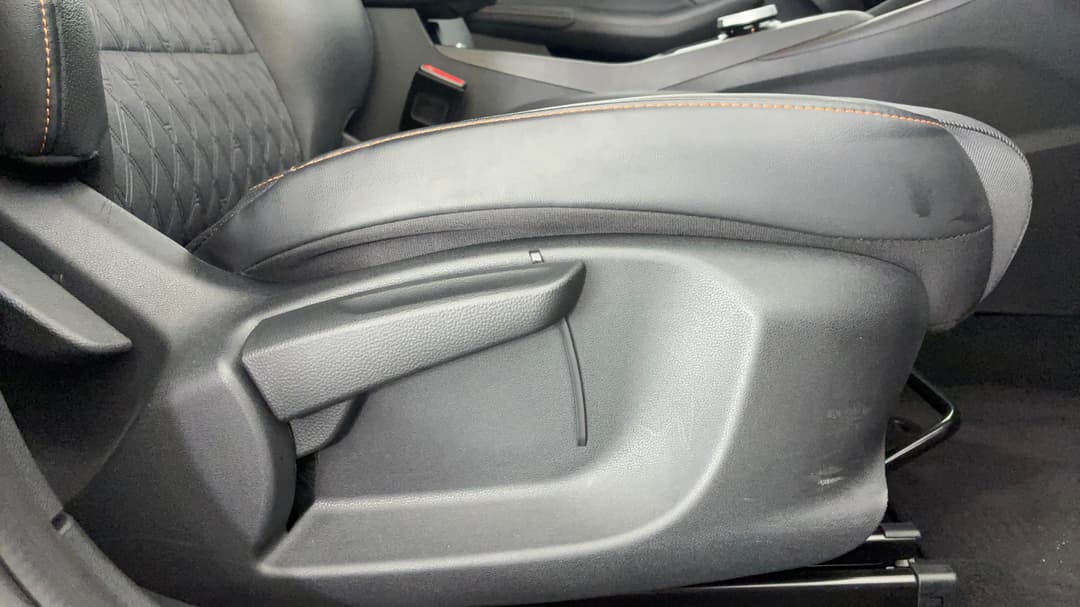 2024 MG Mg3 Hybrid+ Essence, Automatic, 8991 km, Drivers Side Adjustment Panel