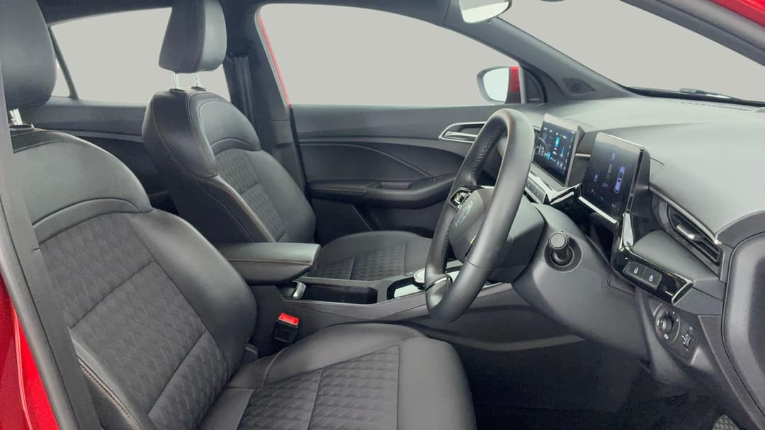 2024 MG Mg3 Hybrid+ Essence, Automatic, 8991 km, Right Side Front Door Cabin View