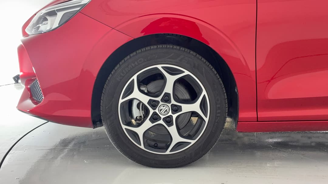 2024 MG Mg3 Hybrid+ Essence, Automatic, 8991 km, Left Front Wheel