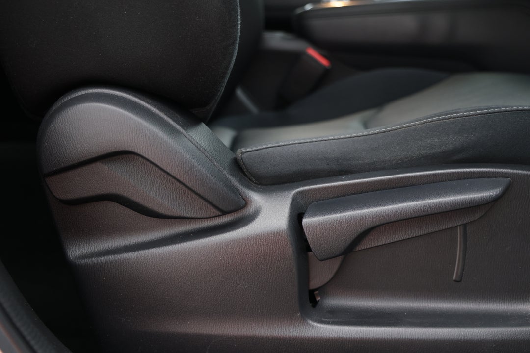 2020 Mazda CX-8 Sport (FWD), Automatic, 80382 km, Drivers Side Adjustment Panel