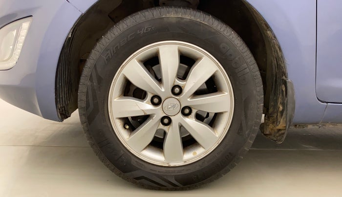 2014 Hyundai i20 ASTA 1.2, Petrol, Manual, 1,15,065 km, Left Front Wheel
