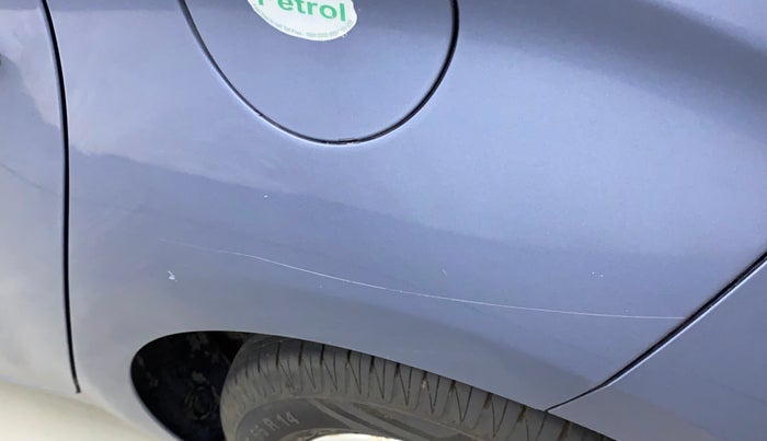 2014 Hyundai i20 ASTA 1.2, Petrol, Manual, 1,15,065 km, Left quarter panel - Minor scratches