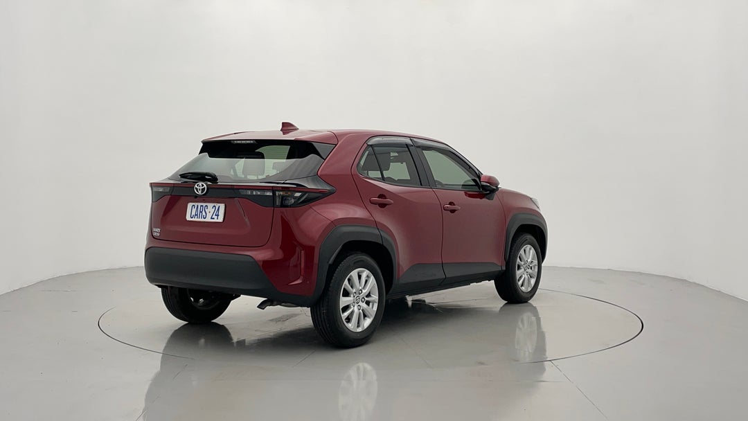 Right Back Diagonal (45- Degree) View