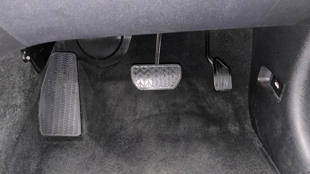 Pedals and Footmat
