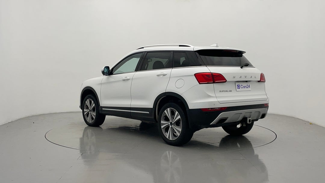 Left Back Diagonal (45- Degree) View