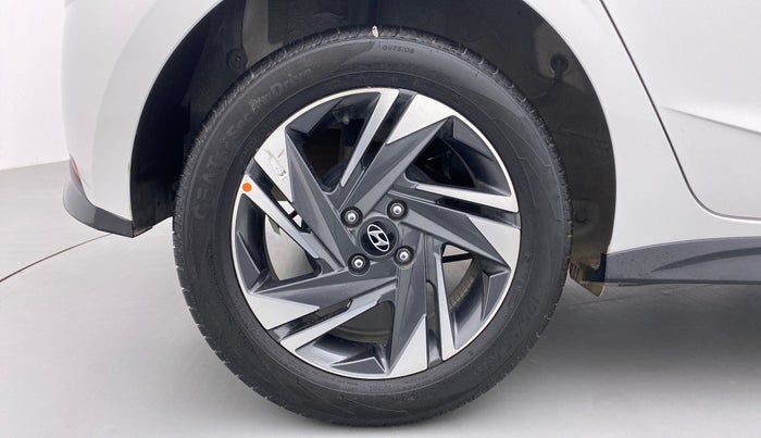 2021 Hyundai NEW I20 Asta 1.0 GDI Turbo IMT, Petrol, Manual, 9,621 km, Right Rear Wheel
