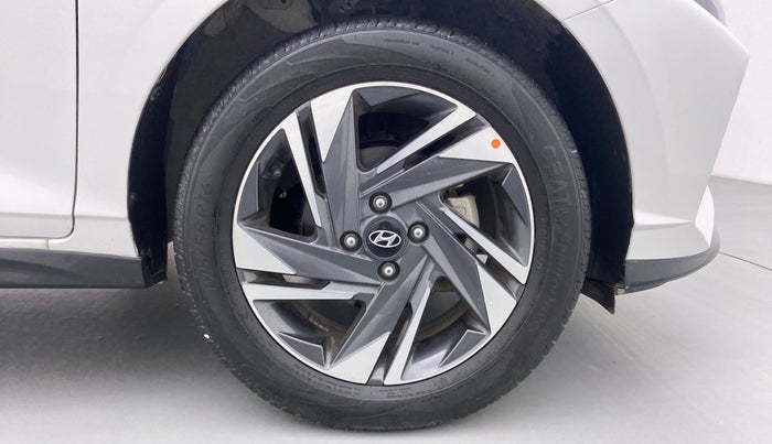 2021 Hyundai NEW I20 Asta 1.0 GDI Turbo IMT, Petrol, Manual, 9,621 km, Right Front Wheel