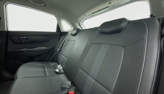2021 Hyundai NEW I20 Asta 1.0 GDI Turbo IMT, Petrol, Manual, 9,621 km, Right Side Rear Door Cabin