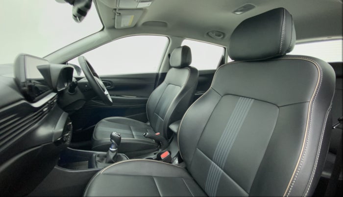 2021 Hyundai NEW I20 Asta 1.0 GDI Turbo IMT, Petrol, Manual, 9,621 km, Right Side Front Door Cabin
