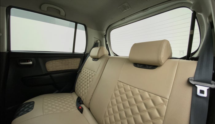 2018 Maruti Wagon R 1.0 VXI, Petrol, Manual, 39,669 km, Right Side Rear Door Cabin