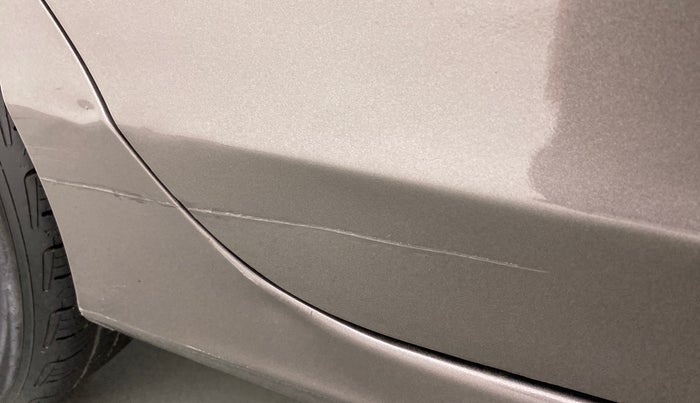 2014 Honda City 1.5L I-VTEC SV, Petrol, Manual, 98,877 km, Right rear door - Minor scratches