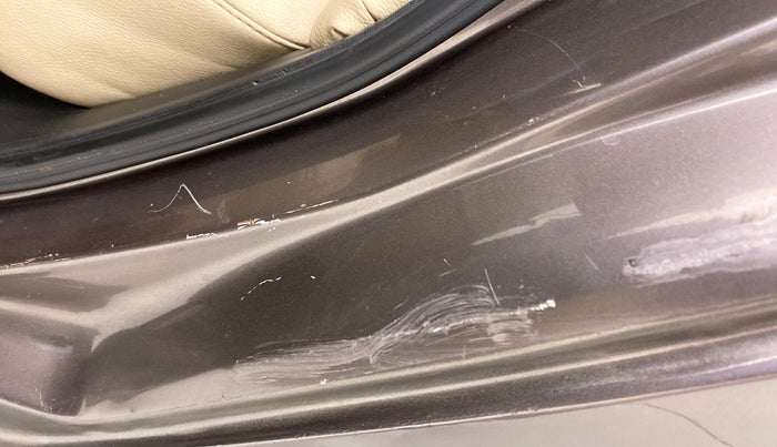 2014 Honda City 1.5L I-VTEC SV, Petrol, Manual, 98,877 km, Left C pillar - Minor scratches
